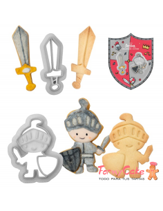 Kit 2 Cortadores Guerrero y Espada Decora 2