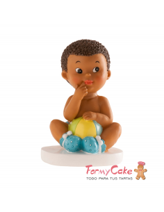 Figura para Tarta Bautizo Niño Sentado Con Pelota Dekora